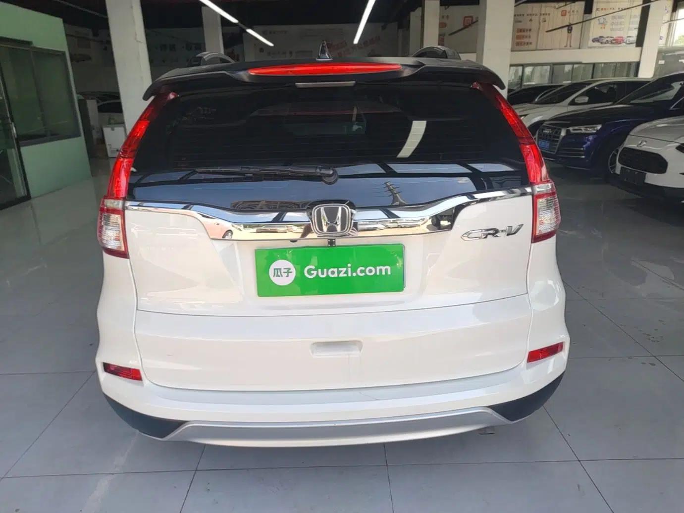 Honda CR-V 2016 2.0L two-wheel drive Urban Edition — миниатюра 5