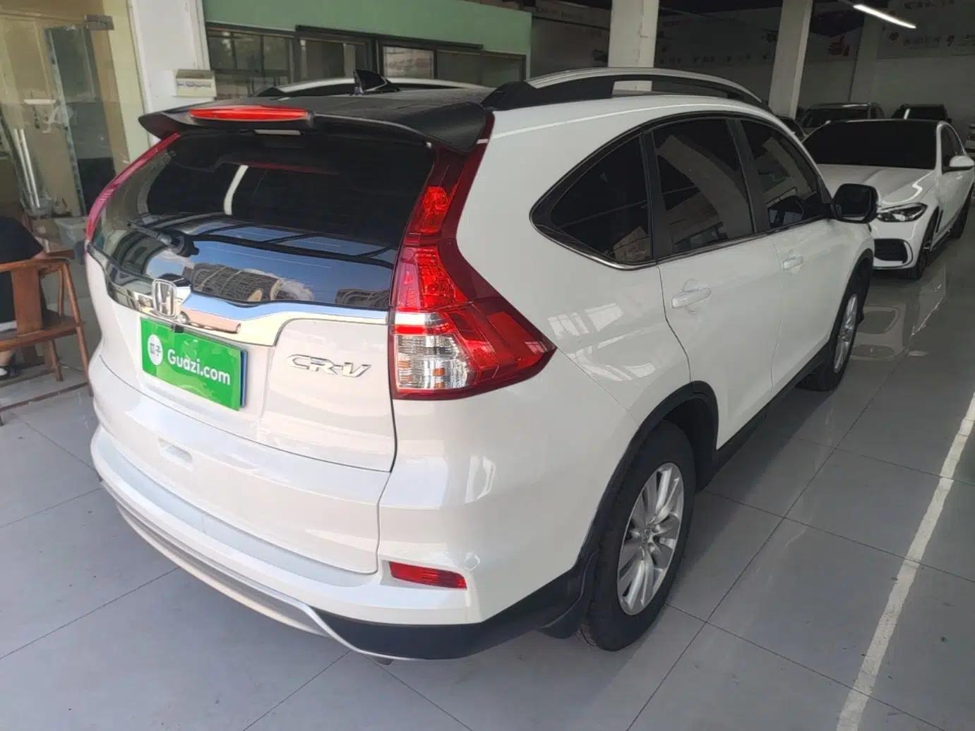 Honda CR-V 2016 2.0L two-wheel drive Urban Edition — миниатюра 6