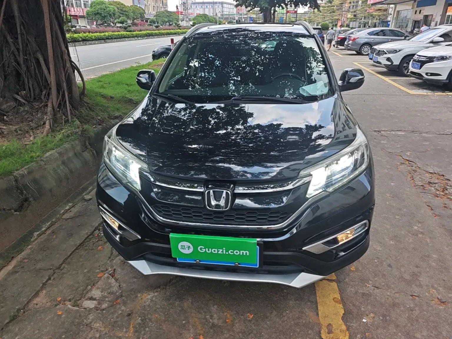 Honda CR-V 2015 2.0L two-wheel drive Fashion Edition — миниатюра 2