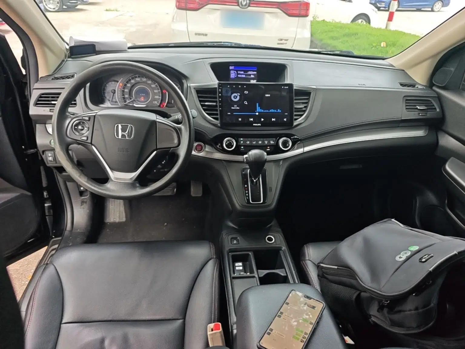 Honda CR-V 2015 2.0L two-wheel drive Fashion Edition — миниатюра 12