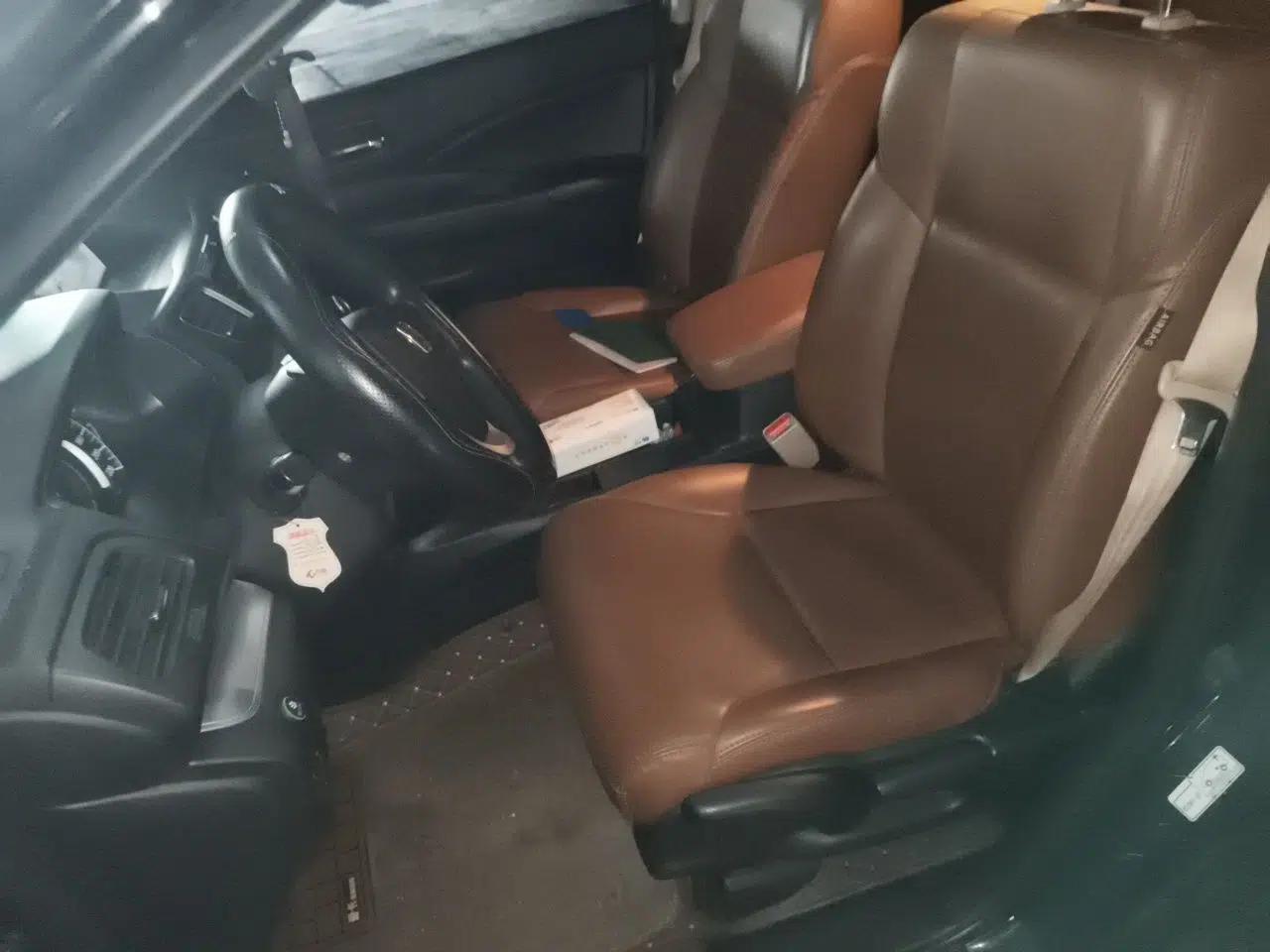 Honda CR-V 2016 2.0L two-wheel drive Urban Edition — миниатюра 15