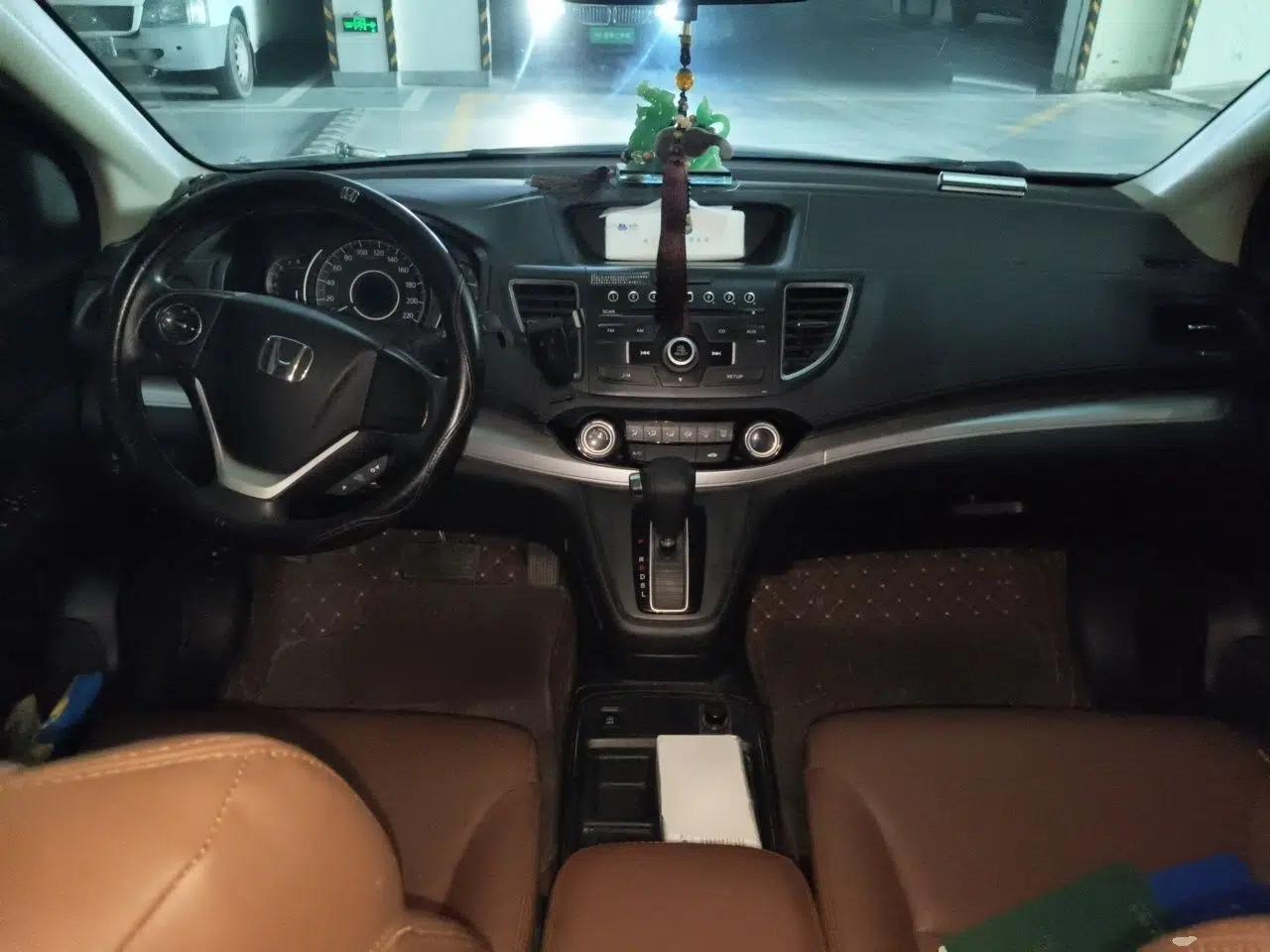 Honda CR-V 2016 2.0L two-wheel drive Urban Edition — миниатюра 9