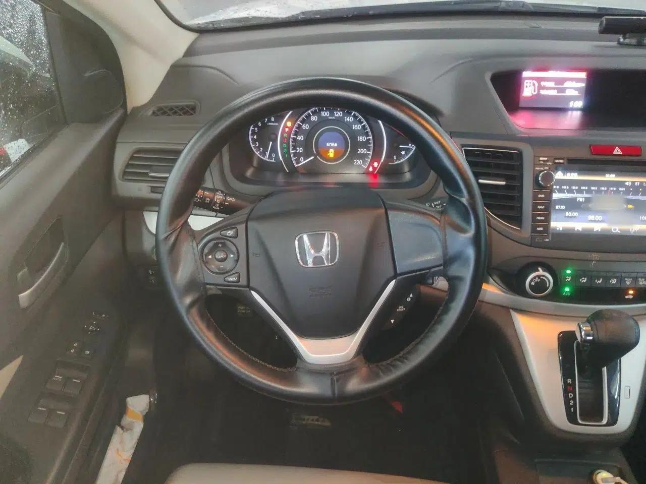 Honda CR-V 2012 2.0L Four-wheel Drive Classic Edition — миниатюра 10