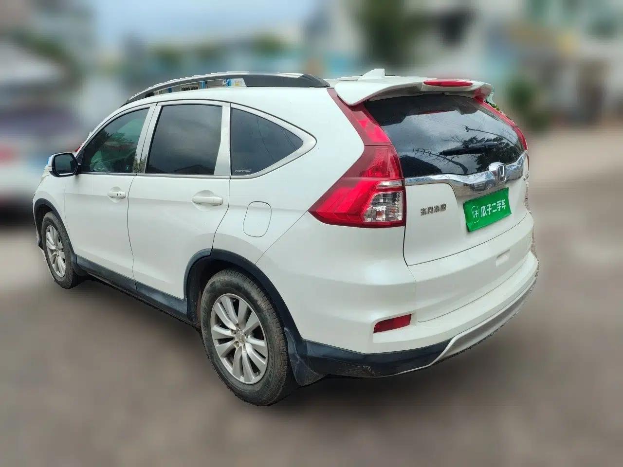Honda CR-V 2015 2.0L two-wheel drive Fashion Edition — миниатюра 4