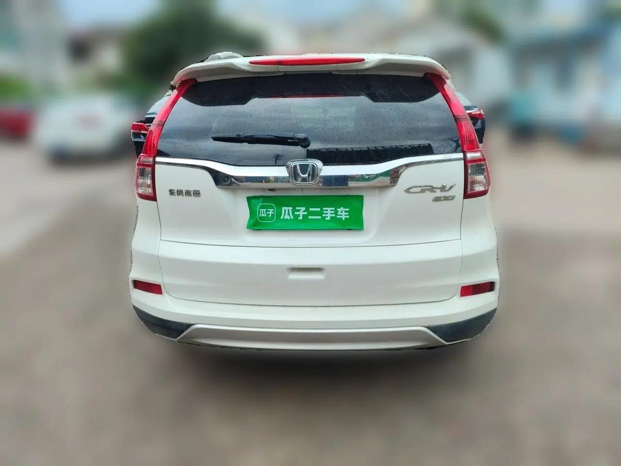 Honda CR-V 2015 2.0L two-wheel drive Fashion Edition — миниатюра 5