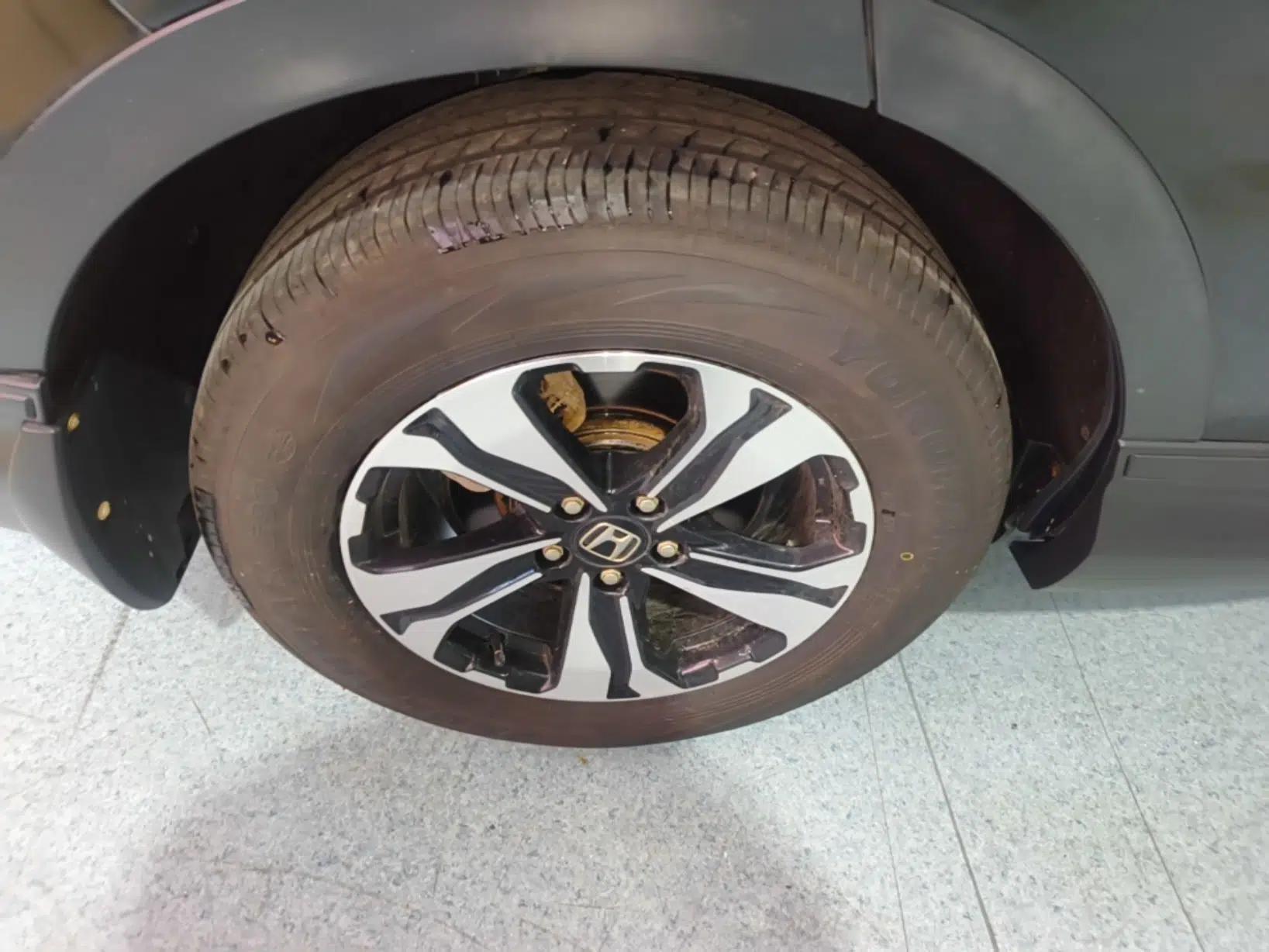 Honda CR-V 2017 240TURBO CVT 2WD Comfort Version — миниатюра 11
