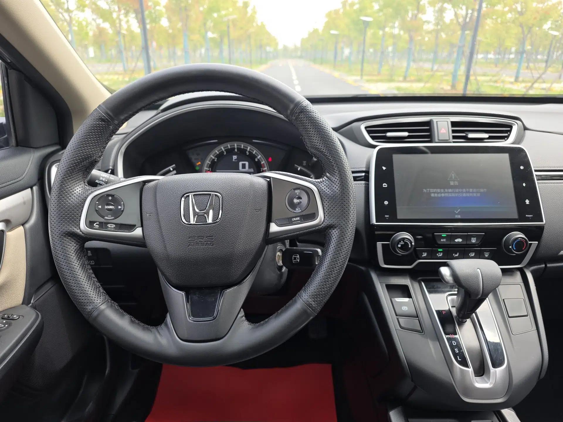Honda CR-V 2017 240TURBO CVT 2WD Comfort Version — миниатюра 19