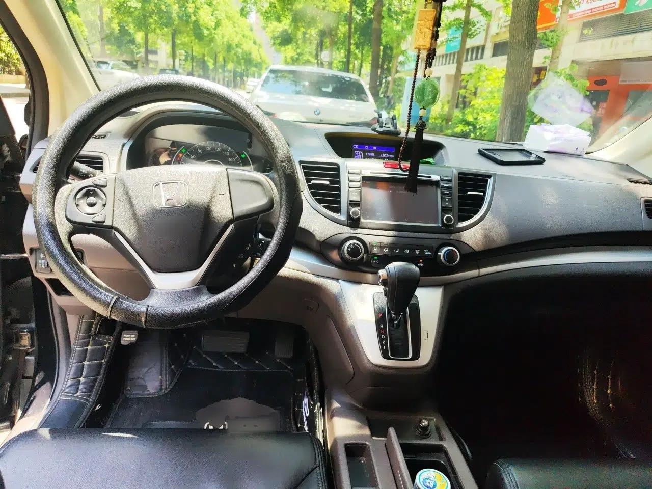 Honda CR-V 2013 2.0L 2WD Classic Edition — миниатюра 9