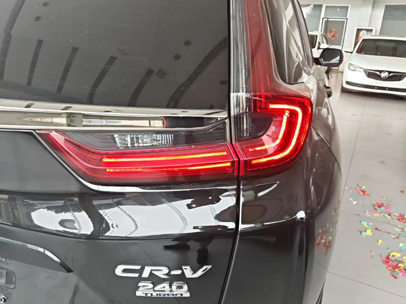 Honda CR-V 2021 240TURBO CVT Two-Wheel Drive Urban Edition — миниатюра 14