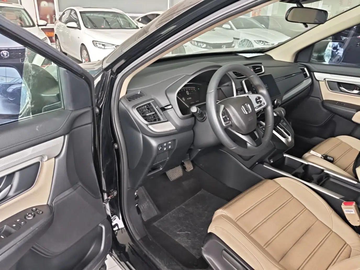 Honda CR-V 2021 240TURBO CVT Two-Wheel Drive Urban Edition — миниатюра 23