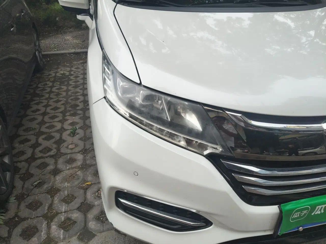 Honda Odyssey 2018 2.4L Smart Edition — миниатюра 7