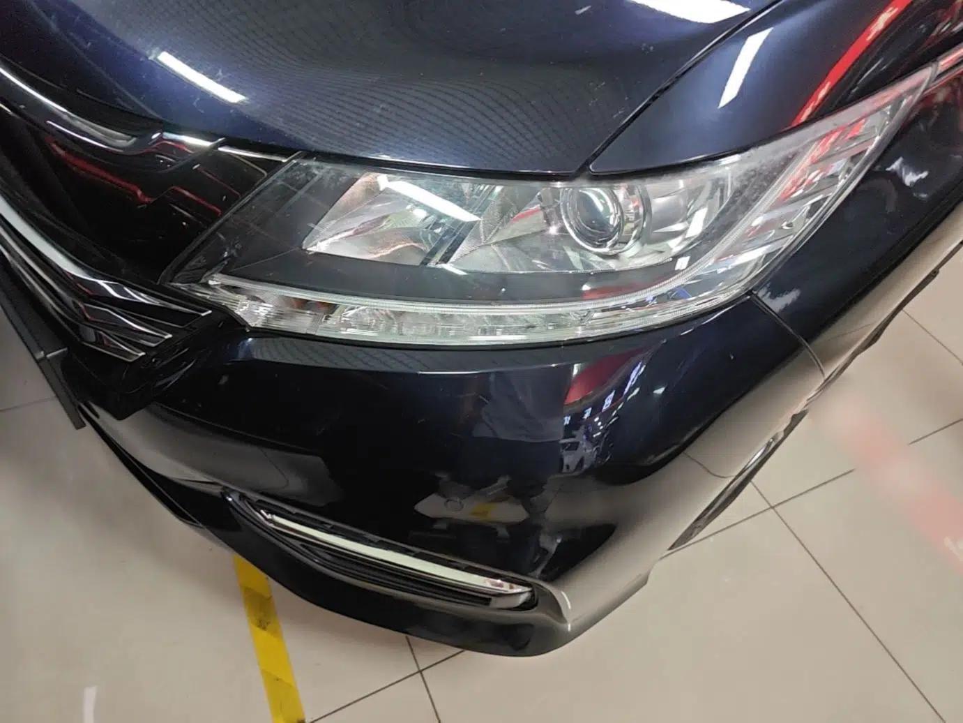 Honda Odyssey 2018 2.4L Luxury Edition — миниатюра 8