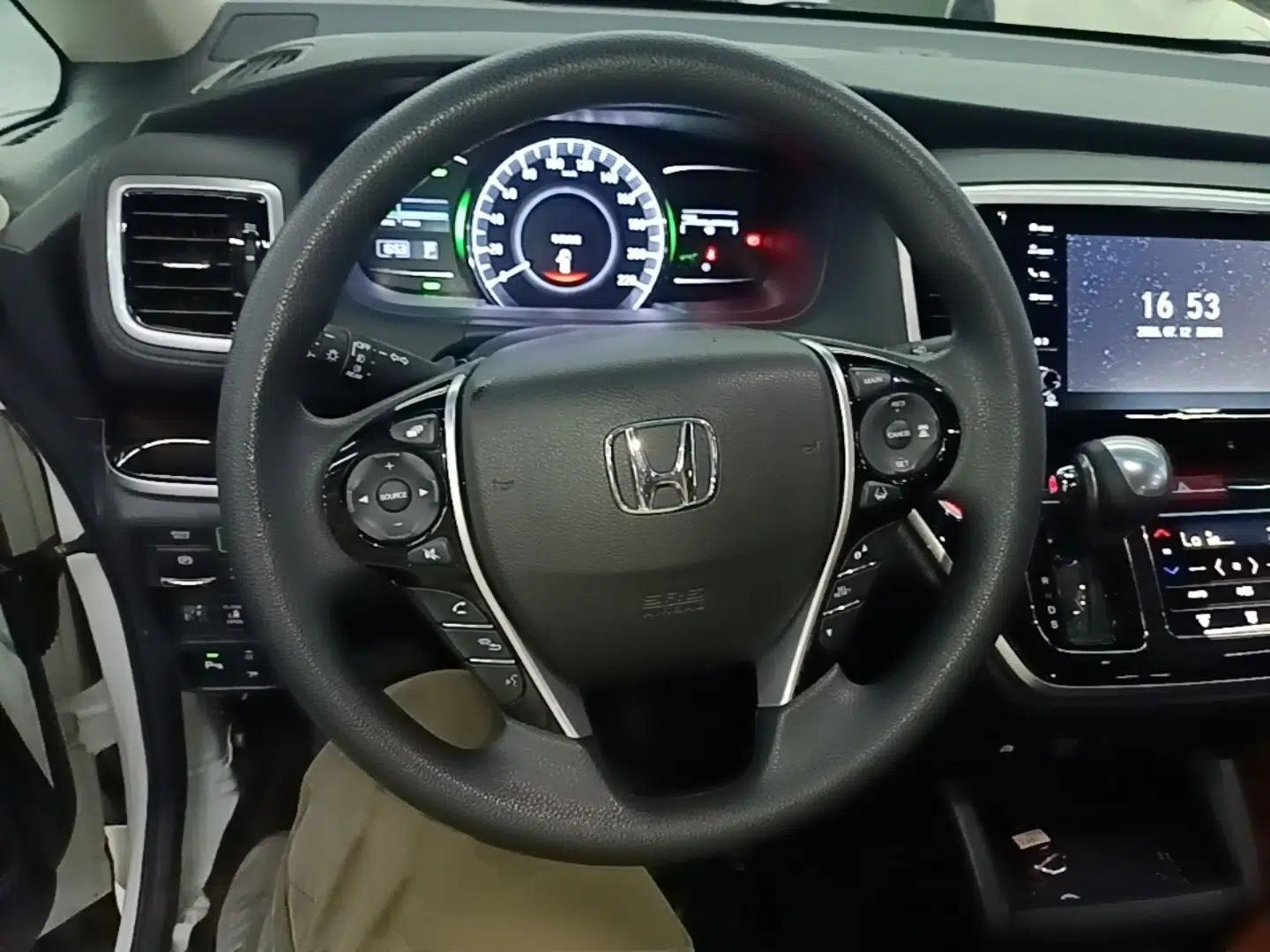Honda Odyssey 2019 2.0L Rui·Smart Edition — миниатюра 13