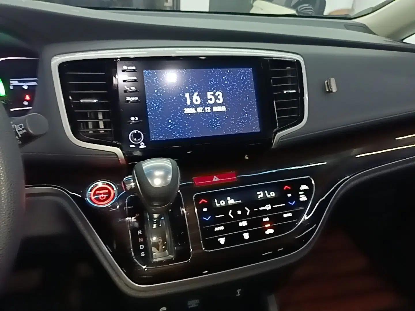 Honda Odyssey 2019 2.0L Rui·Smart Edition — миниатюра 15