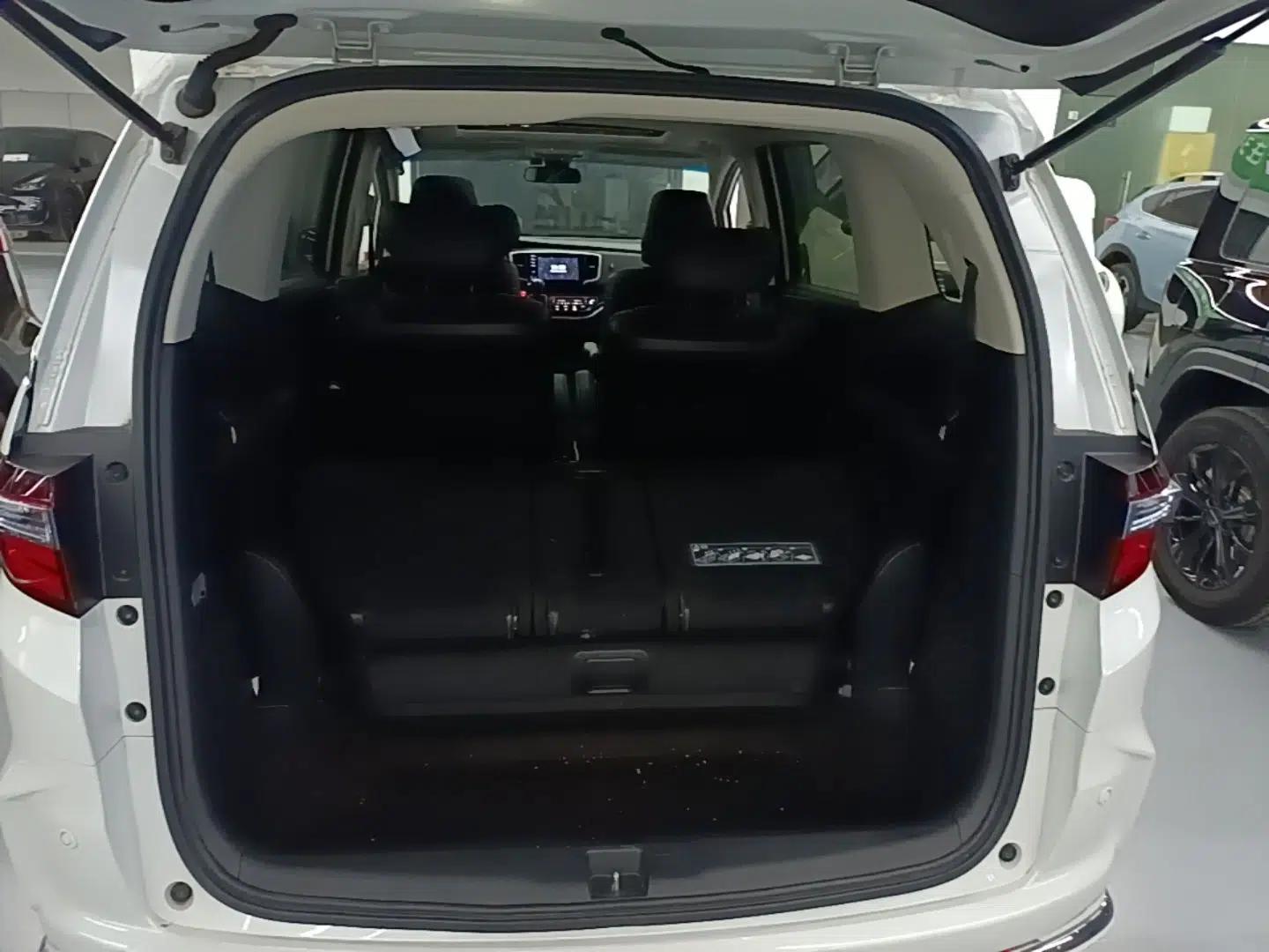 Honda Odyssey 2019 2.0L Rui·Smart Edition — миниатюра 22
