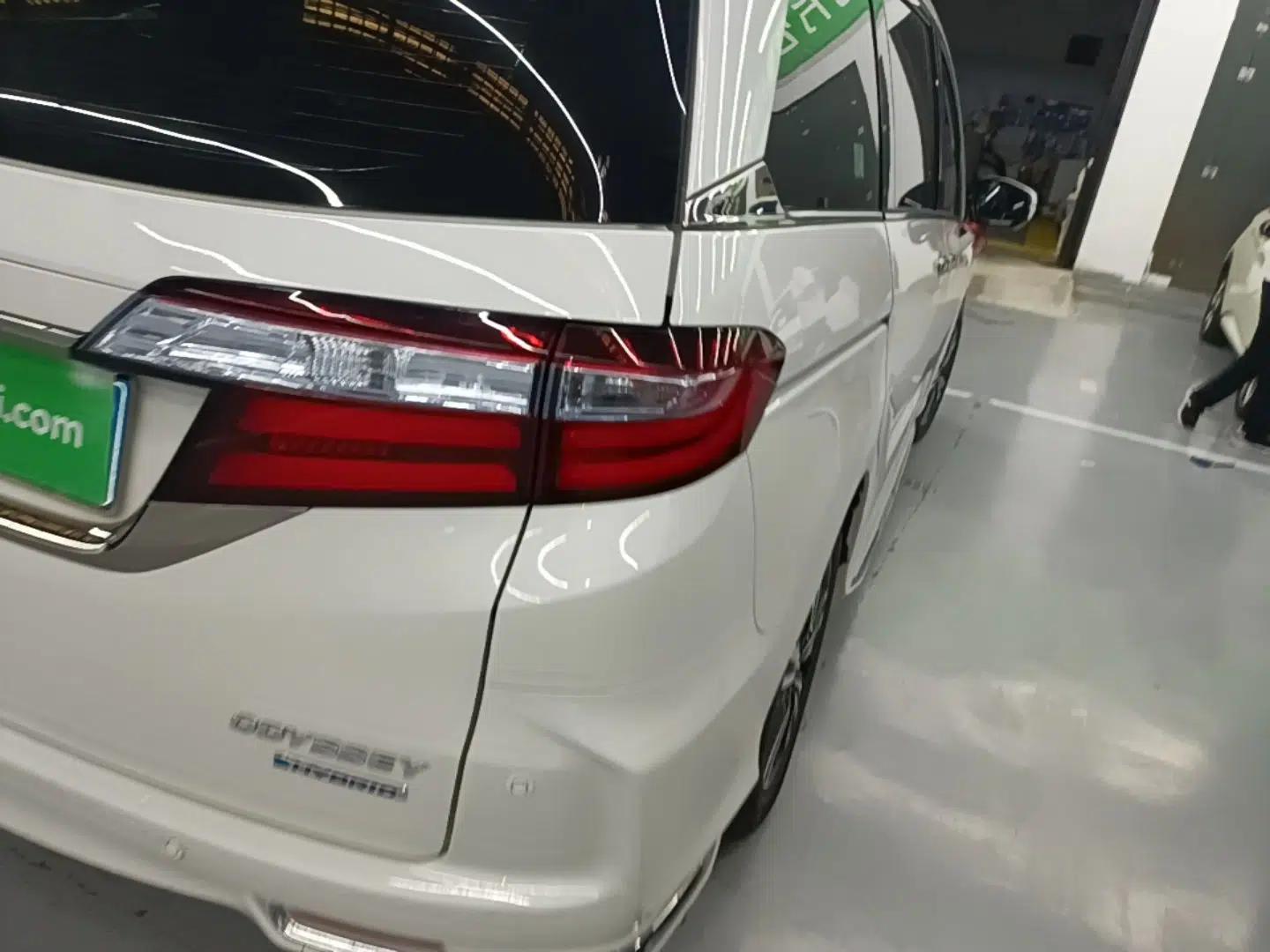 Honda Odyssey 2019 2.0L Rui·Smart Edition — миниатюра 9