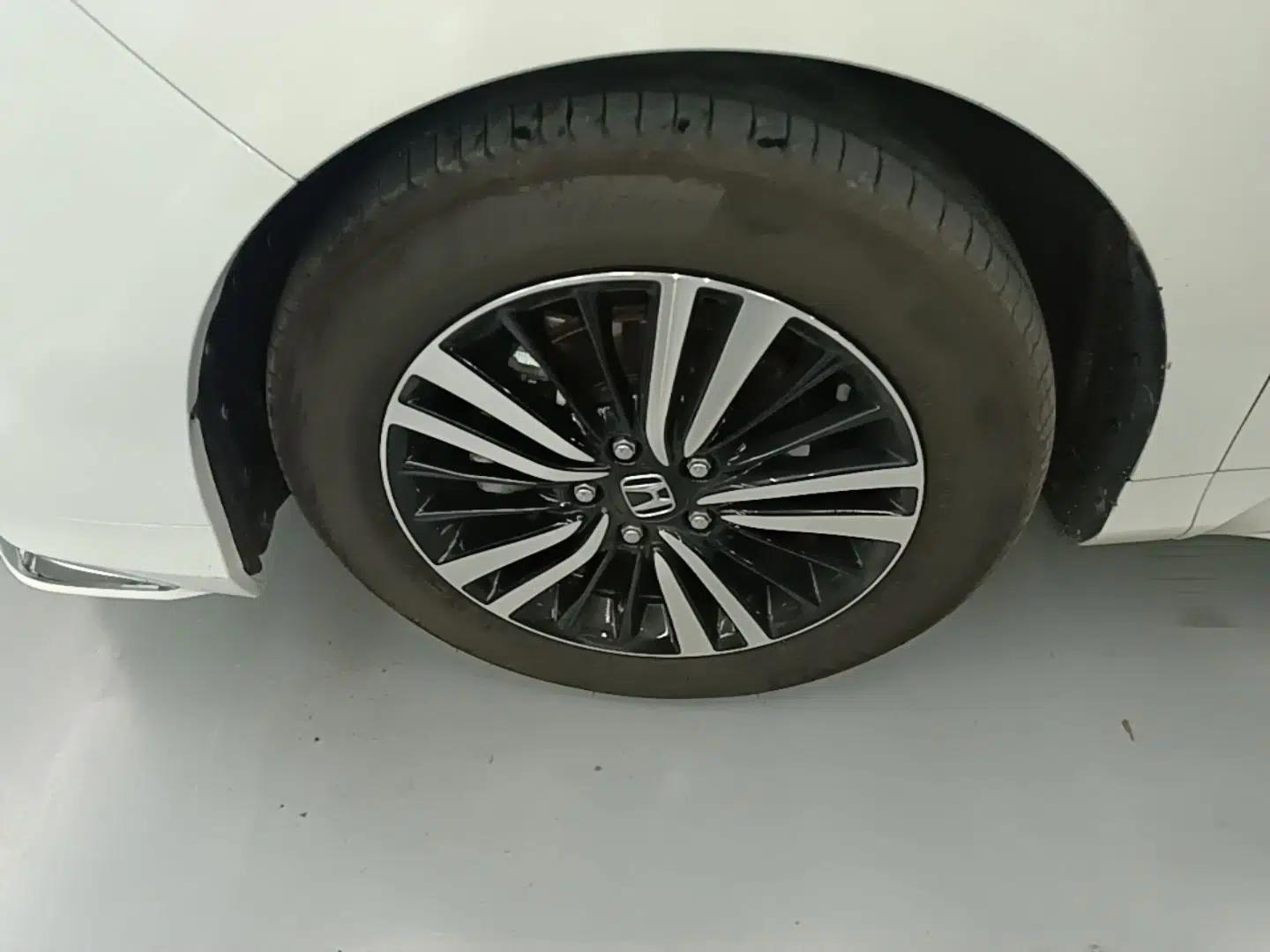 Honda Odyssey 2019 2.0L Rui·Smart Edition — миниатюра 10
