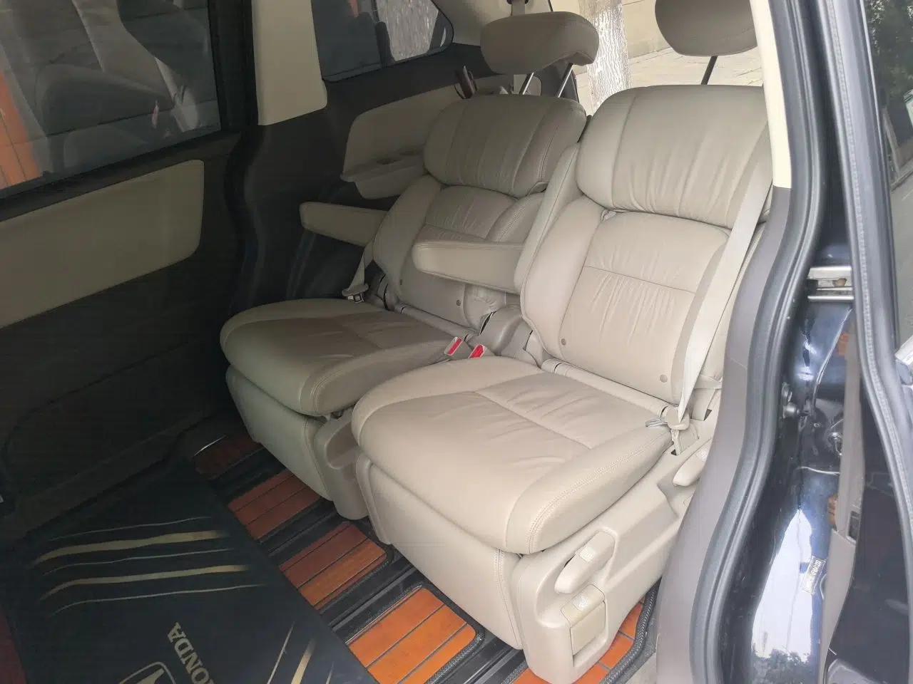 Honda Odyssey 2015 Revised Version 2.4L Supreme Edition — миниатюра 17