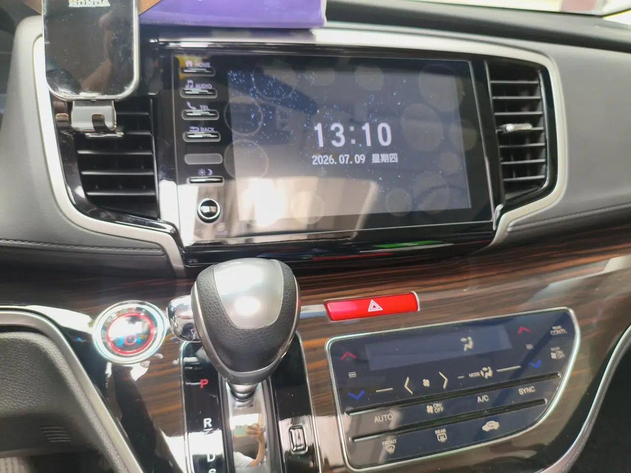 Honda Odyssey 2019 2.0L Rui·Smart Edition — миниатюра 13