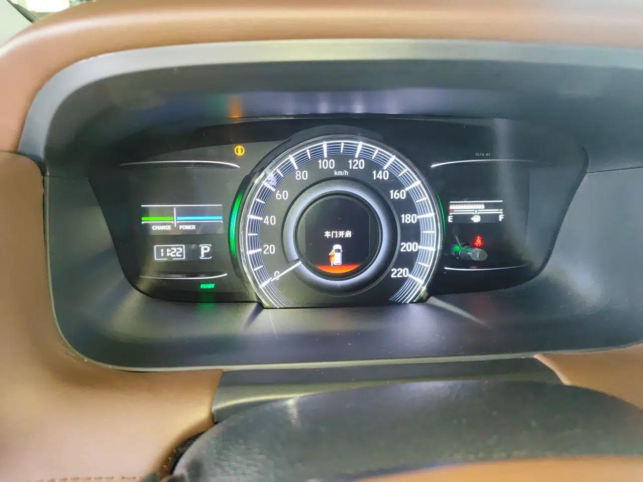 Honda Odyssey 2021 2.0L Rui·Comfort Edition — миниатюра 11