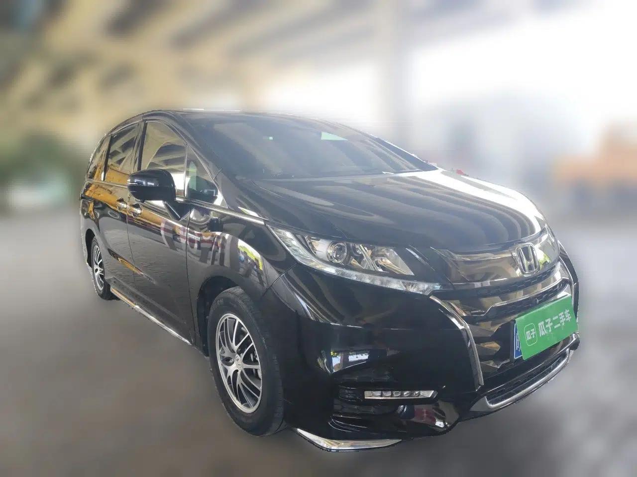 Honda Odyssey 2021 2.0L Rui·Comfort Edition — миниатюра 3