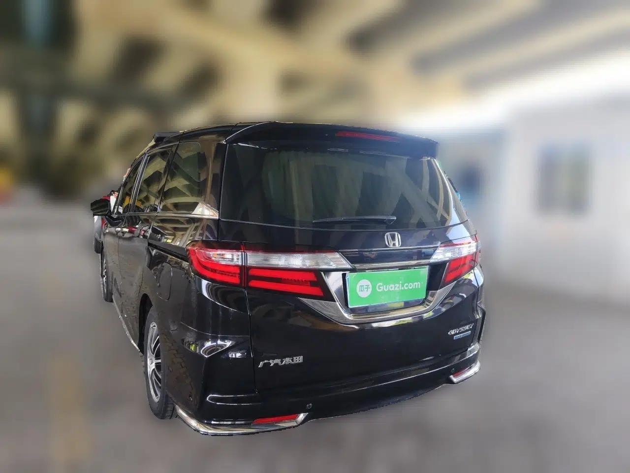 Honda Odyssey 2021 2.0L Rui·Comfort Edition — миниатюра 4