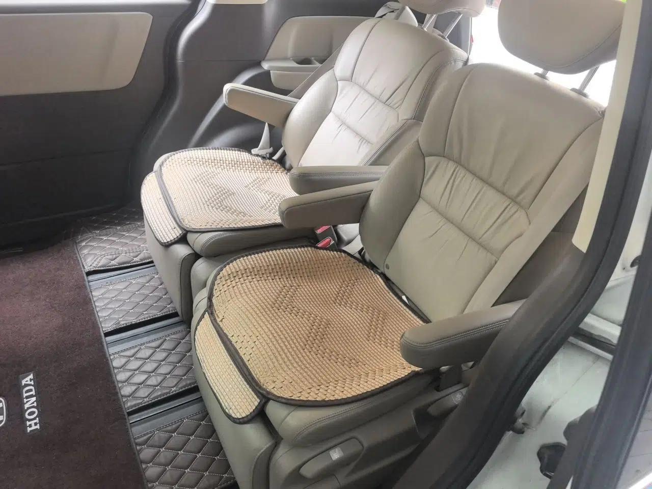 Honda Odyssey 2017 2.4L Luxury Edition — миниатюра 17