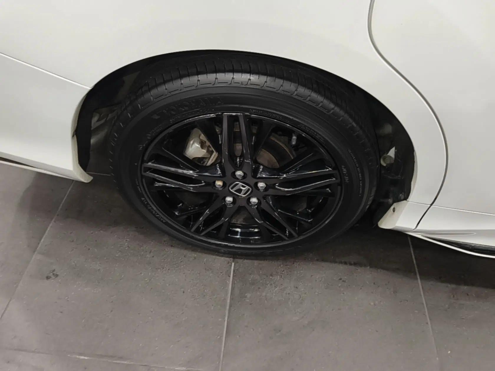 Honda Odyssey 2022 2.0L eHEV Sharp·Luxury Edition — миниатюра 11