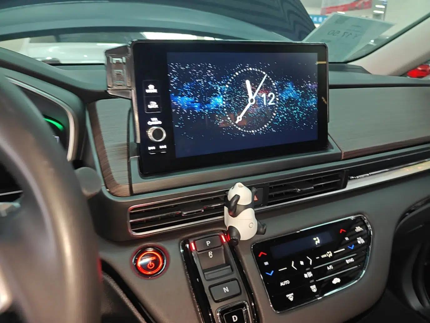 Honda Odyssey 2022 2.0L eHEV Sharp Enjoyment Edition — миниатюра 15
