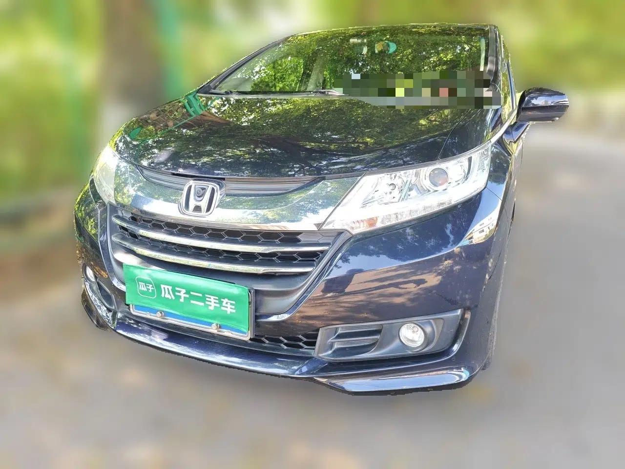 Honda Odyssey 2017 2.4L Comfort Edition — миниатюра 1