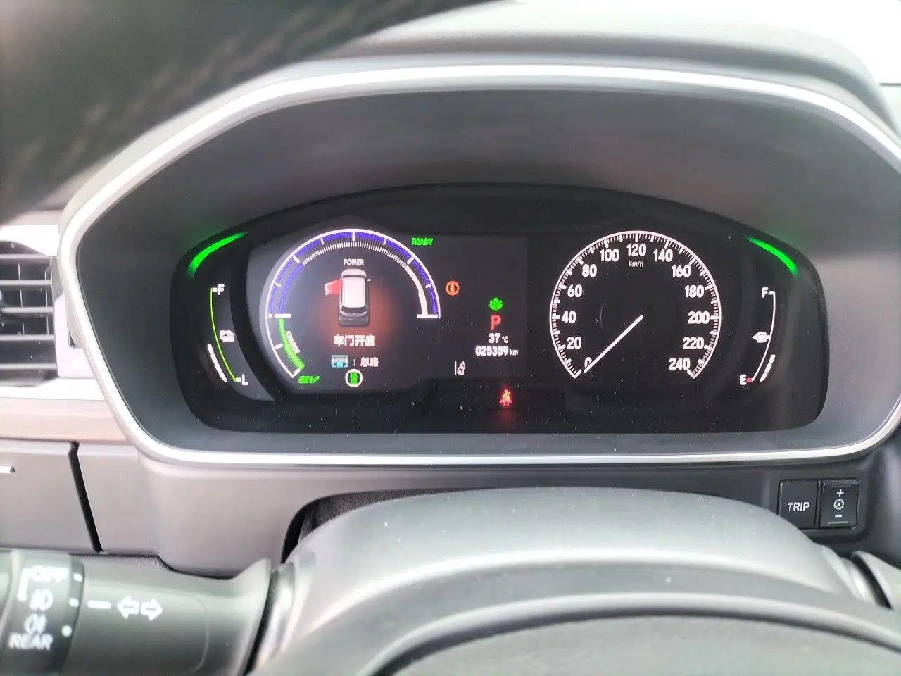 Honda Odyssey 2024 2.0L eHEV Sharp·Leading Edition — миниатюра 11