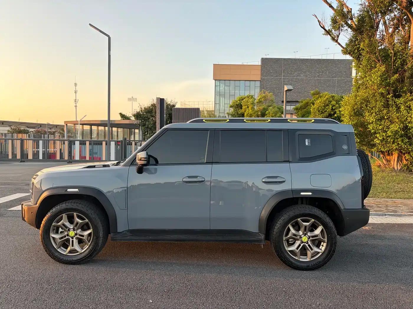 Jetour Traveler 2023 2.0T 4WD Conqueror PRO — миниатюра 3