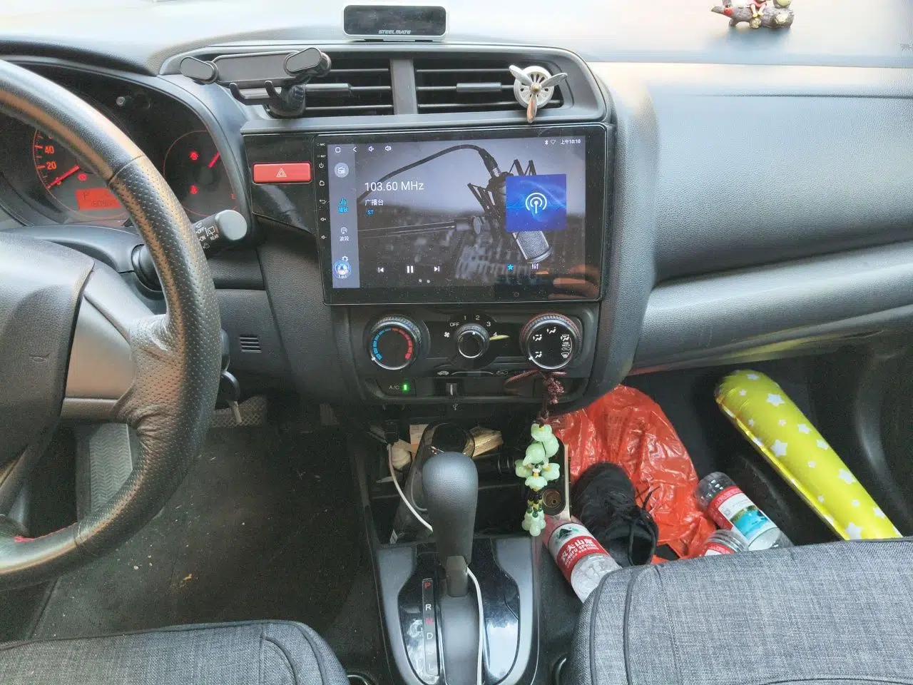 Honda Fit 2014 1.5L LX CVT Comfort Model — миниатюра 13