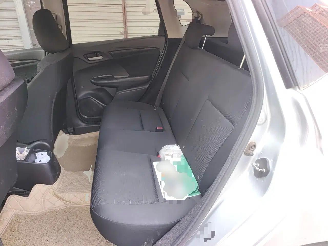Honda Fit 2014 1.5L LX CVT Comfort Model — миниатюра 17