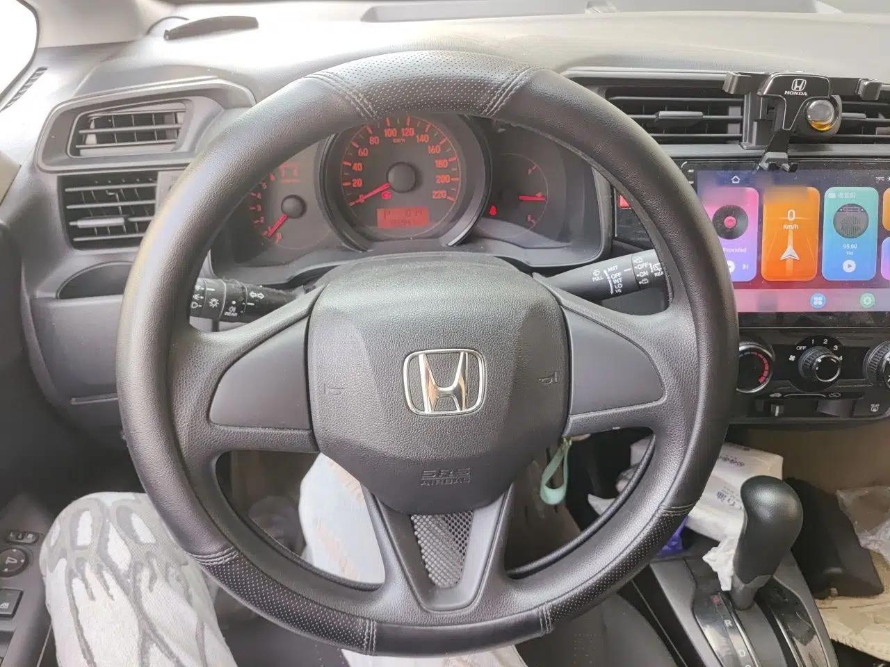 Honda Fit 2014 1.5L LX CVT Comfort Model — миниатюра 10