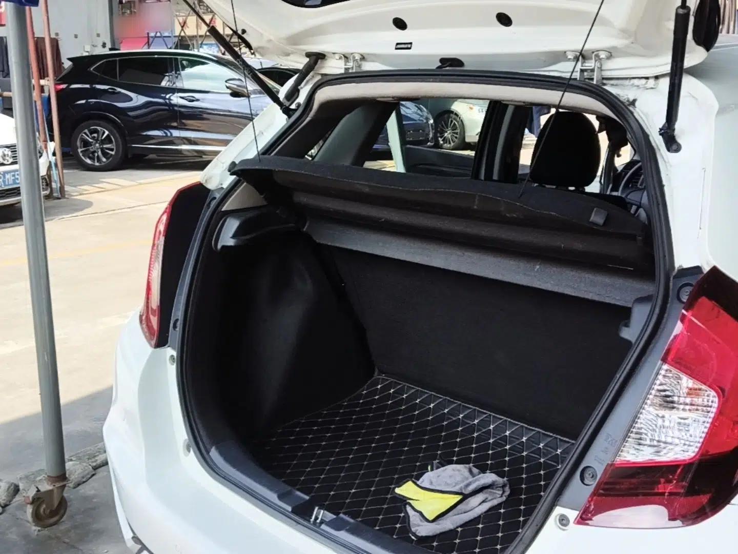 Honda Fit 2020 1.5L CVT Comfort Version — миниатюра 27