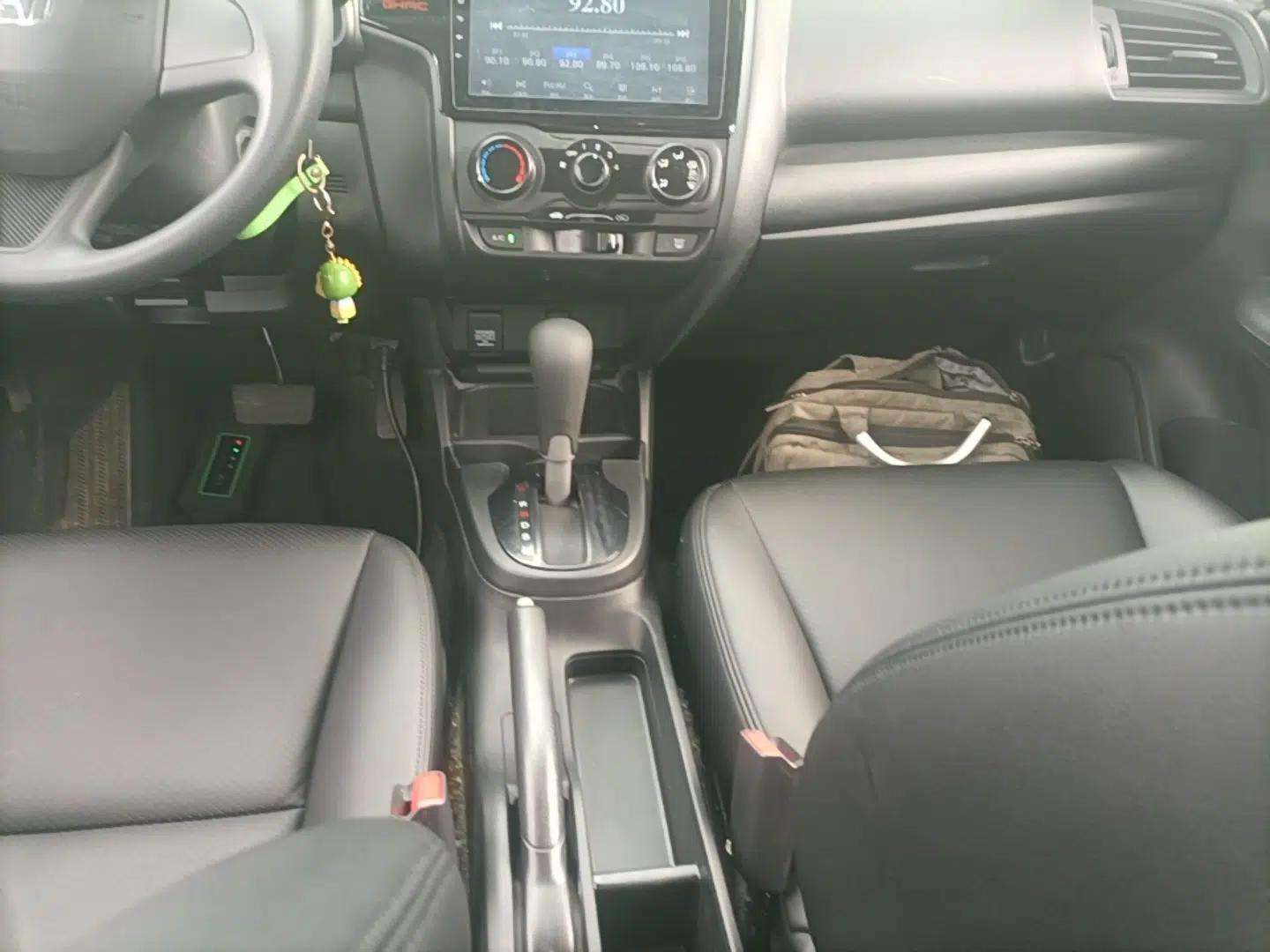 Honda Fit 2018 1.5L CVT Comfort Version — миниатюра 16