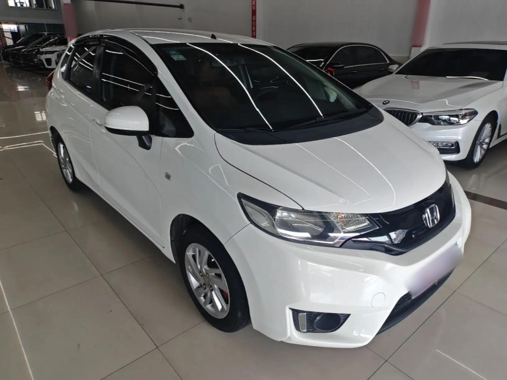 Honda Fit 2014 1.5L LX CVT Comfort Model — миниатюра 3