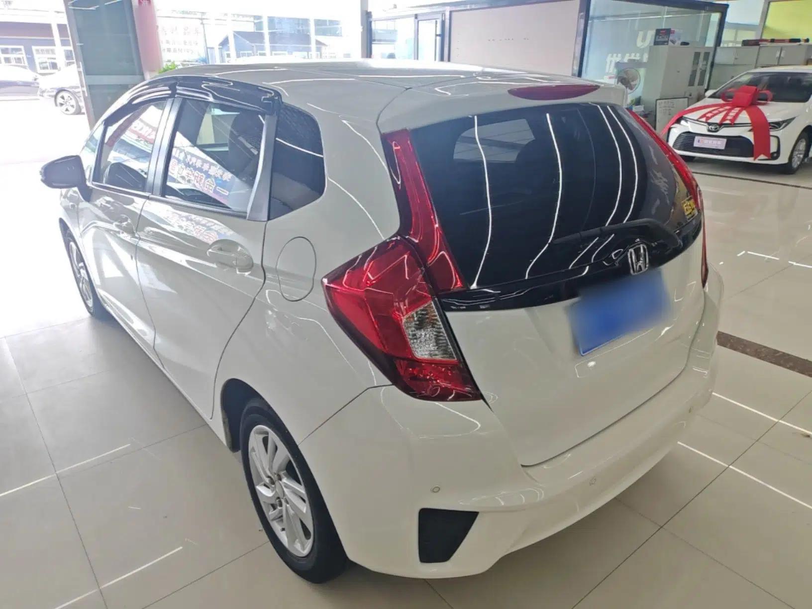 Honda Fit 2014 1.5L LX CVT Comfort Model — миниатюра 4