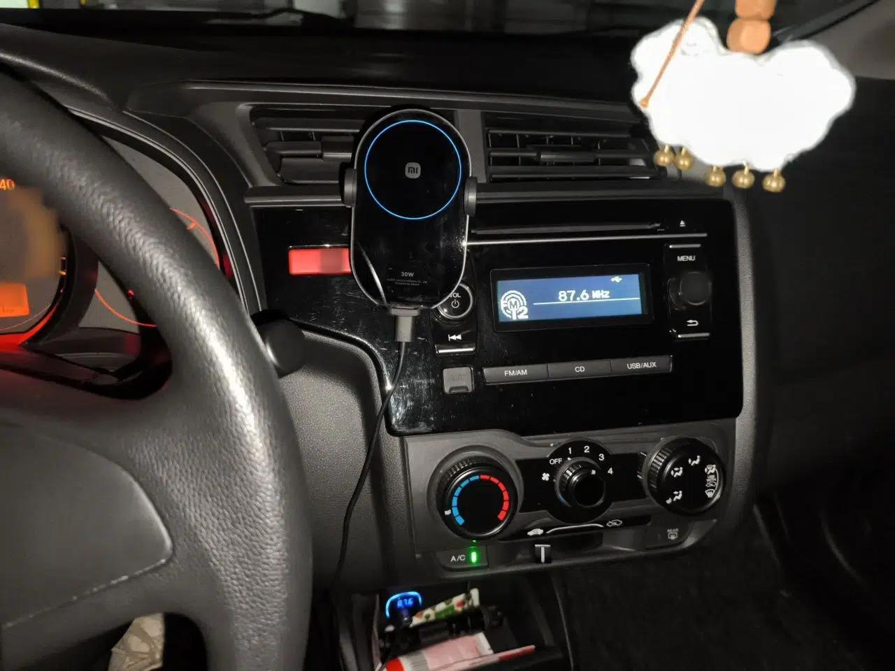 Honda Fit 2016 1.5L LX Manual Comfort Model — миниатюра 12