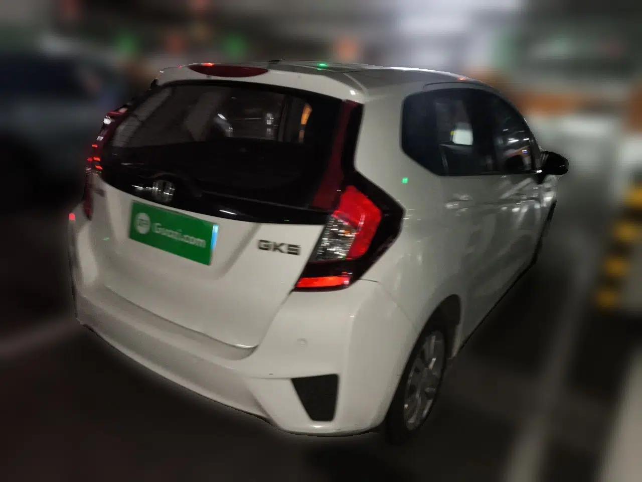Honda Fit 2016 1.5L LX Manual Comfort Model — миниатюра 6