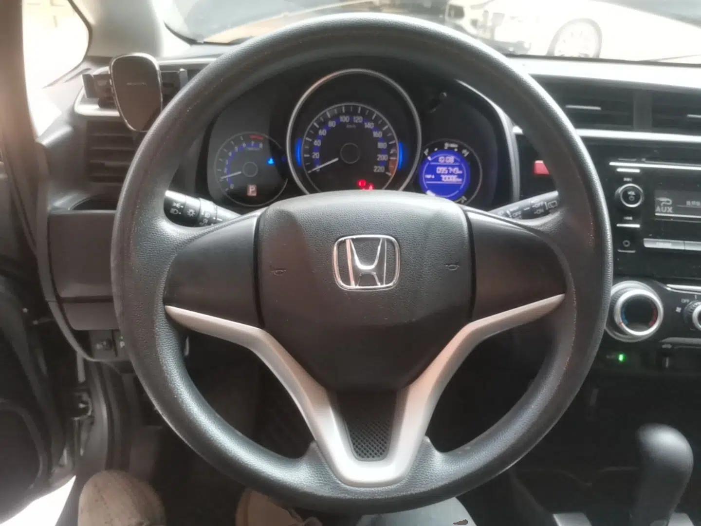 Honda Fit 2014 1.5L SE CVT Fashion Model — миниатюра 18