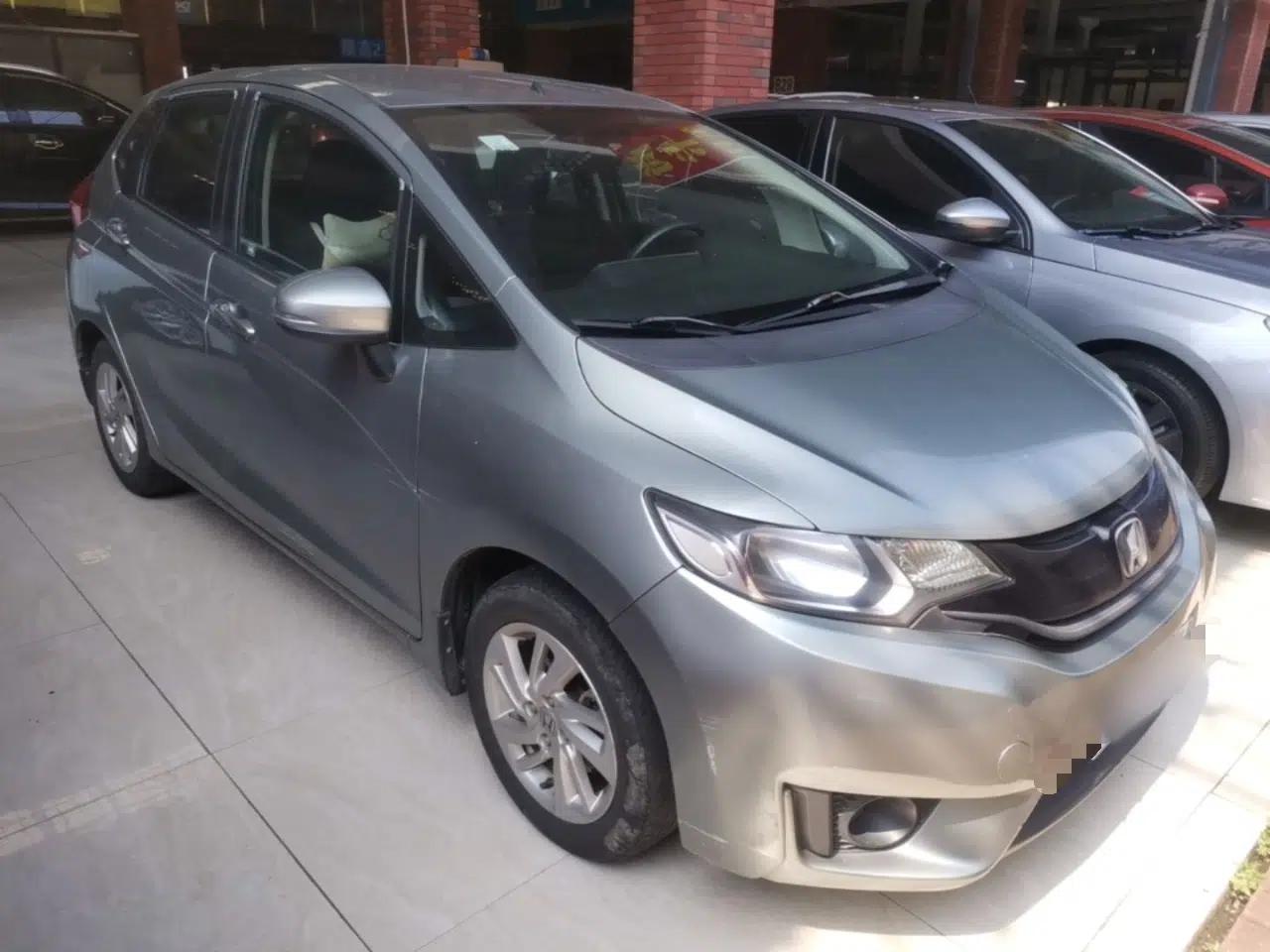 Honda Fit 2014 1.5L SE CVT Fashion Model — миниатюра 3