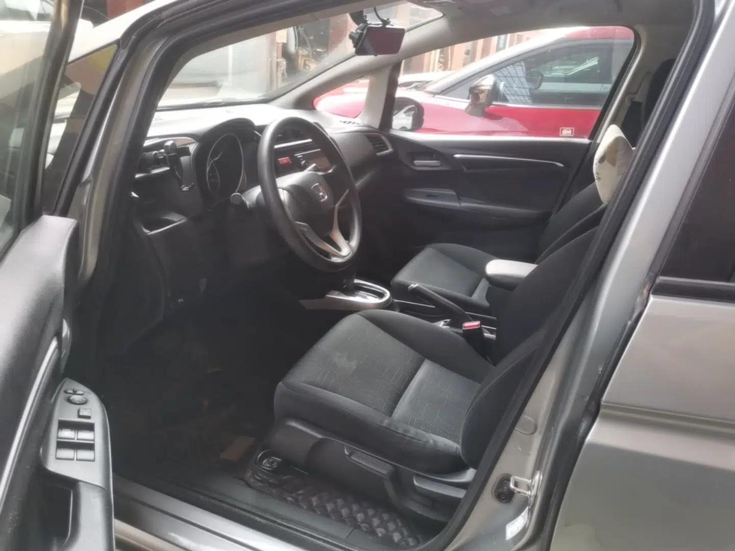 Honda Fit 2014 1.5L SE CVT Fashion Model — миниатюра 23