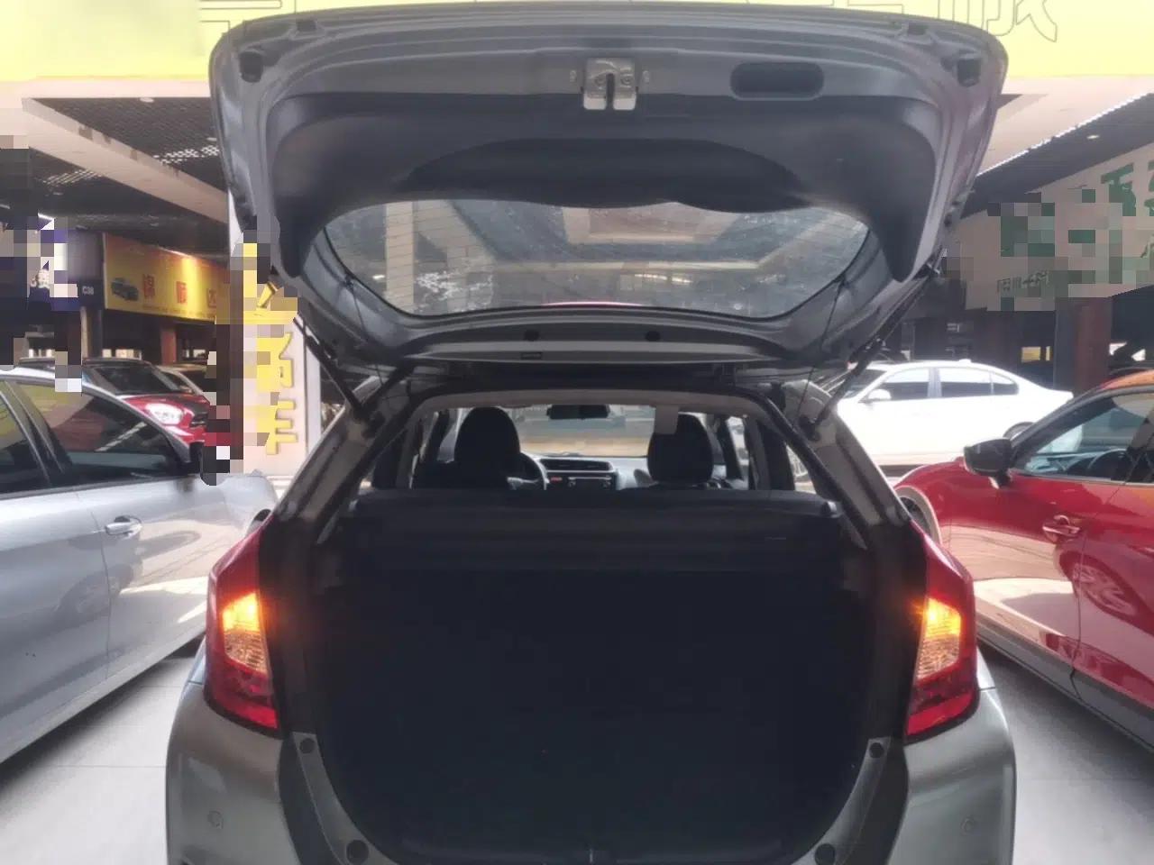 Honda Fit 2014 1.5L SE CVT Fashion Model — миниатюра 27