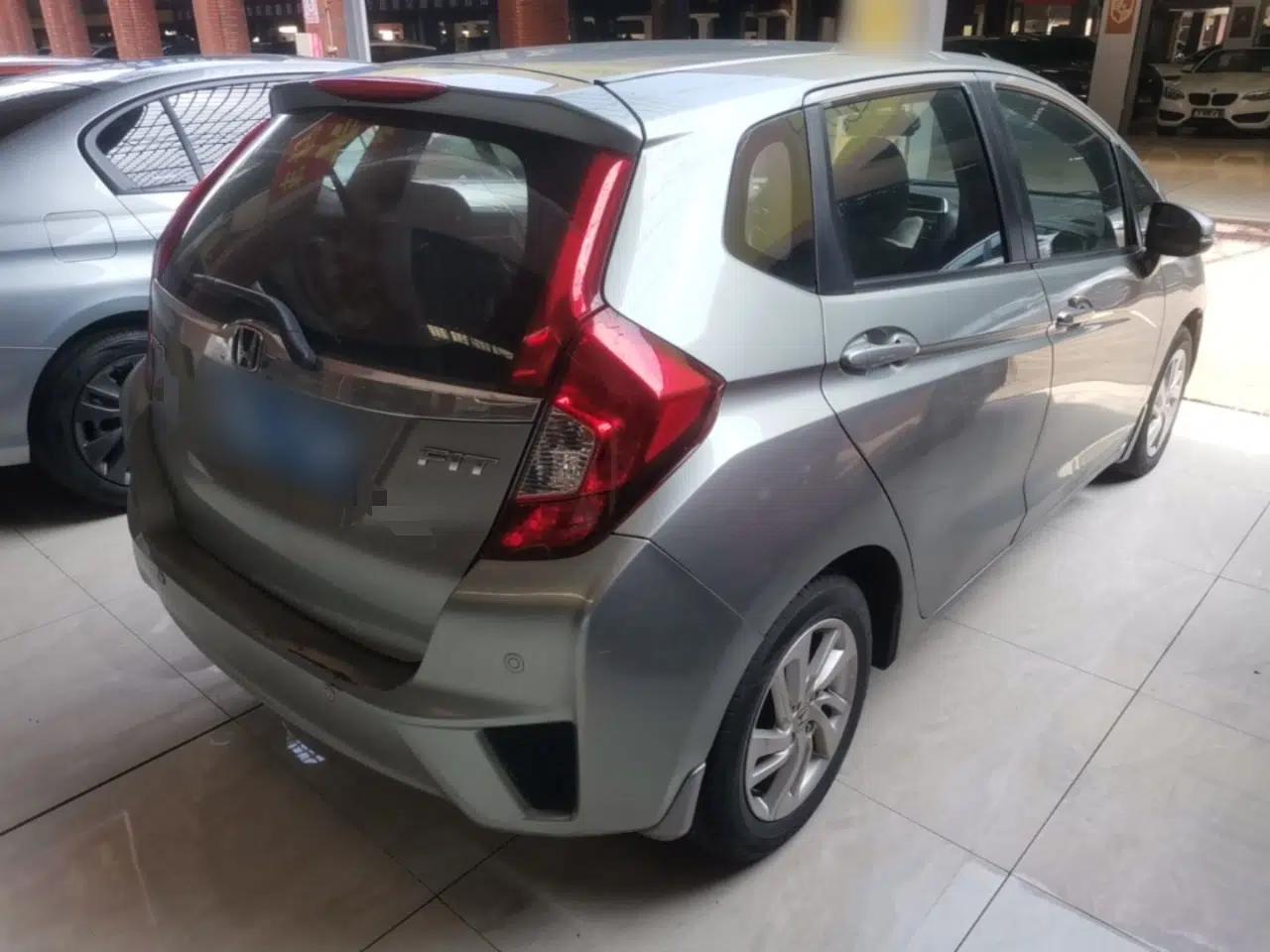 Honda Fit 2014 1.5L SE CVT Fashion Model — миниатюра 6