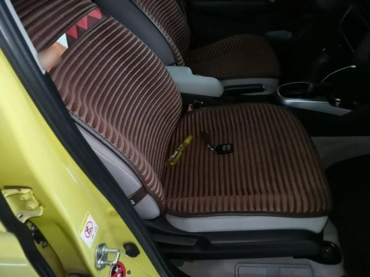 Honda Fit 2014 1.5L EXLI CVT Leading Model — миниатюра 19