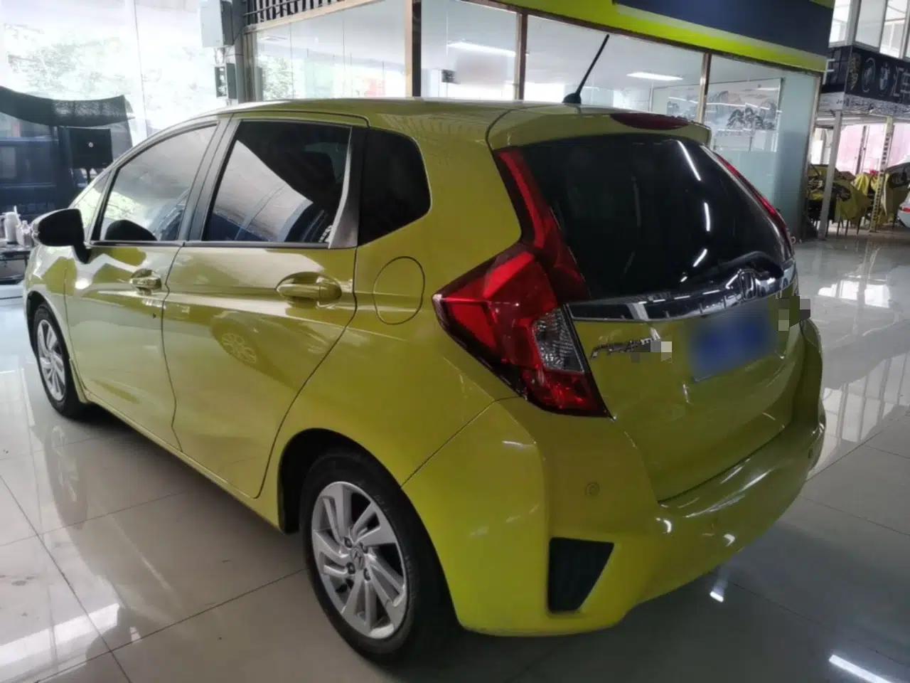 Honda Fit 2014 1.5L EXLI CVT Leading Model — миниатюра 4