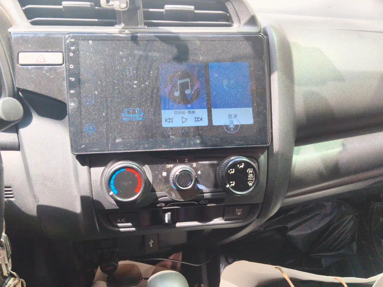 Honda Fit 2018 1.5L CVT Comfort Version — миниатюра 13