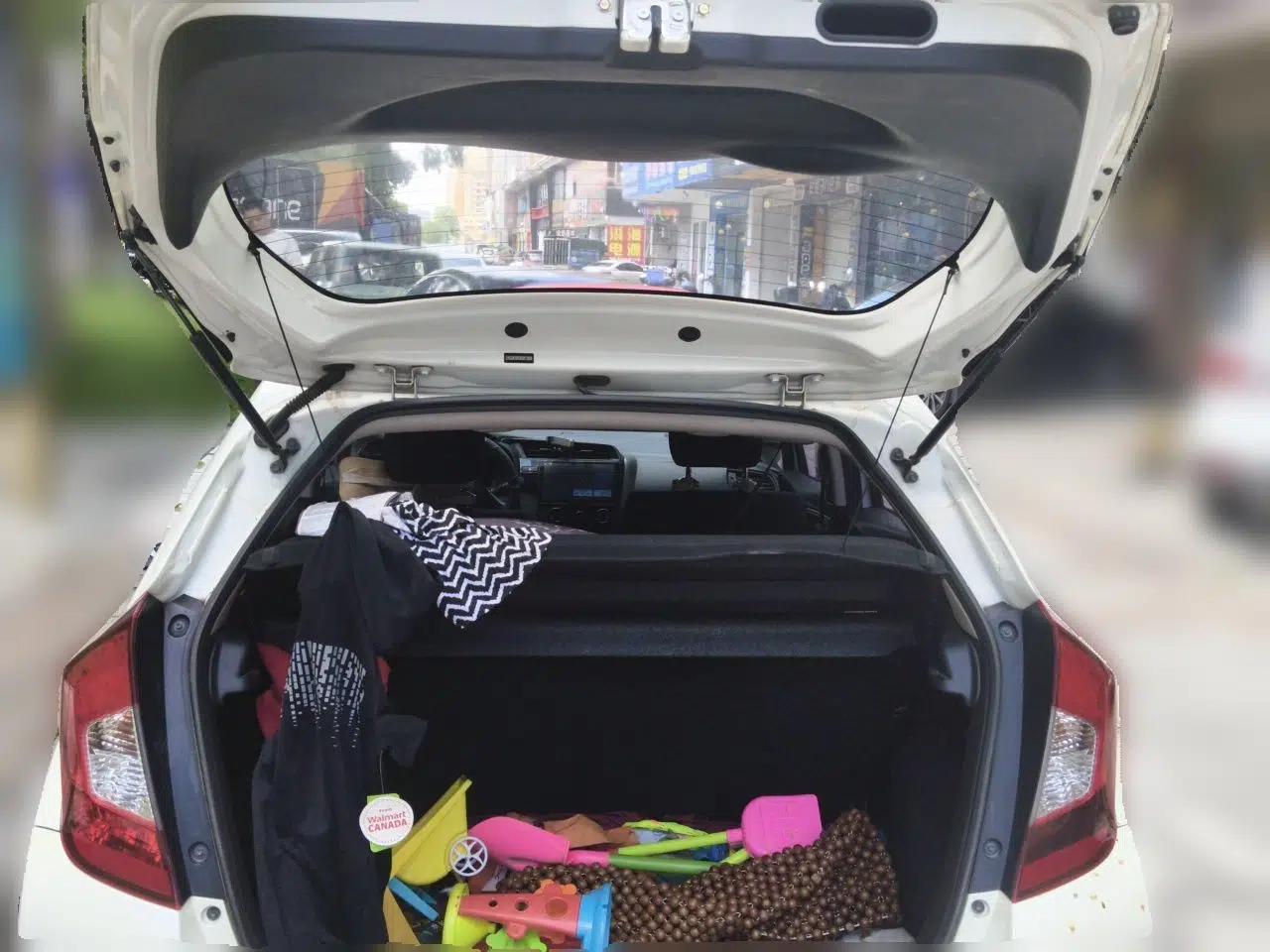 Honda Fit 2018 1.5L CVT Comfort Version — миниатюра 19